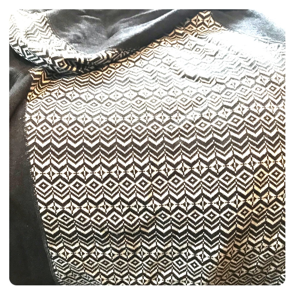 Hooded grey aspen sweater detail on back and cuffs